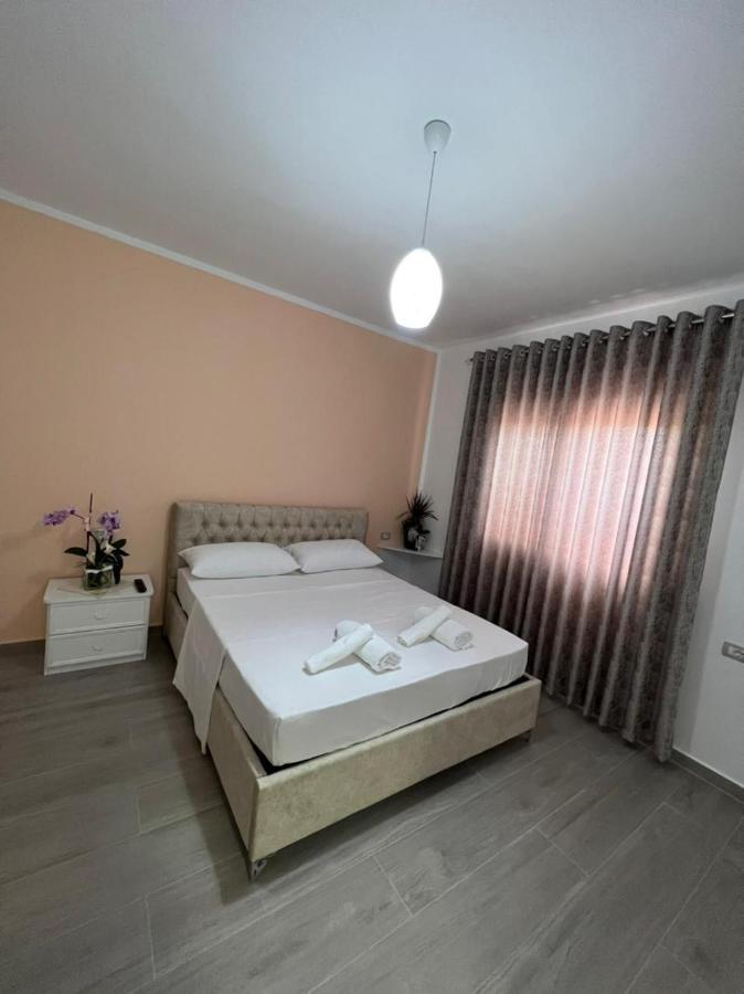 Fiori Rooms Vlore Bagian luar foto