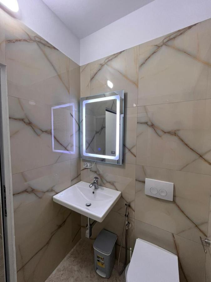Fiori Rooms Vlore Bagian luar foto